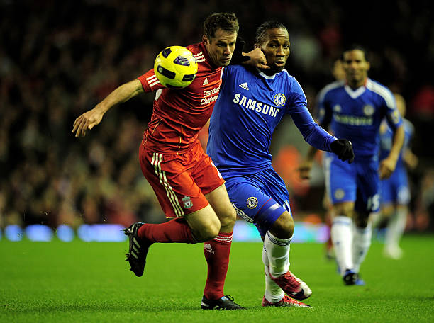 干脆利落的 干脆利落的