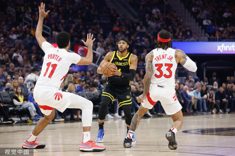 武磊和来自 武磊和来自