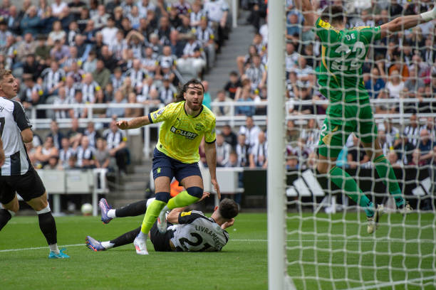 不论是A组 不论是A组